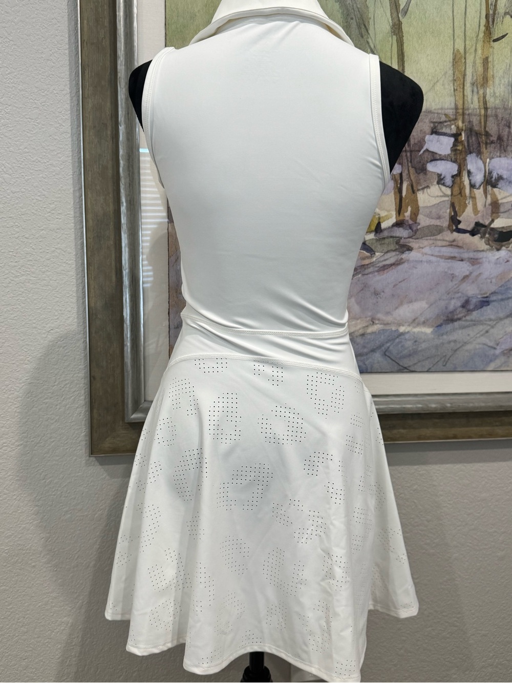 Classic White Sleeveless Zip-Front Mini Dress - Picture 2 of 2